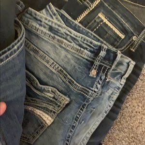 Buckle Jeans